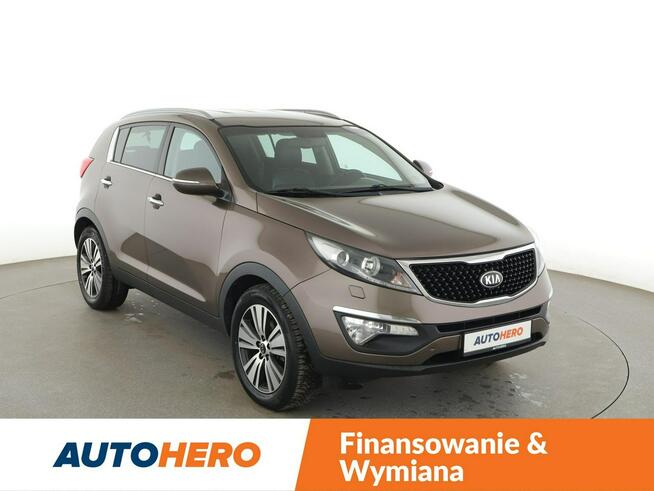 Kia Sportage automat xenon półskóra navi klima auto grzane fotele i kanapa kamera i