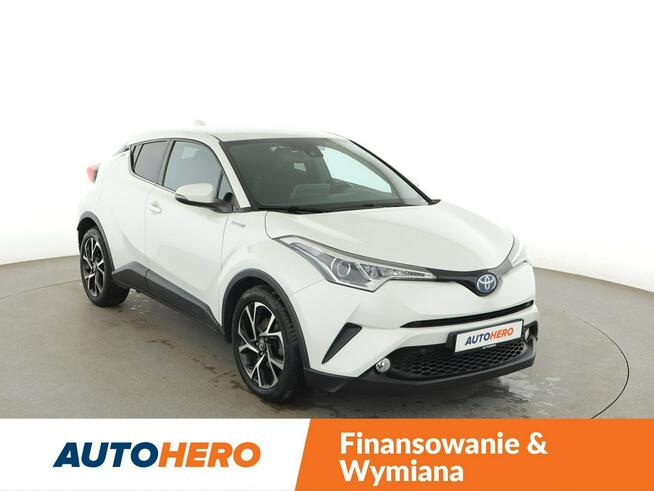 Toyota C-HR HEV navi kamera cofania klima auto LED grzane fotele