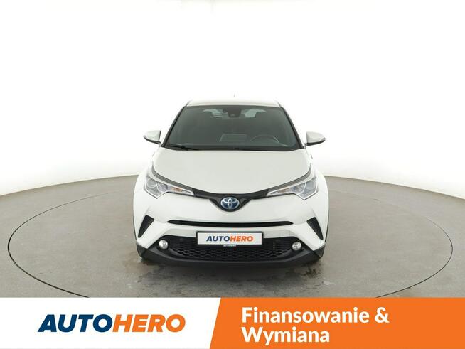 Toyota C-HR HEV navi kamera cofania klima auto LED grzane fotele