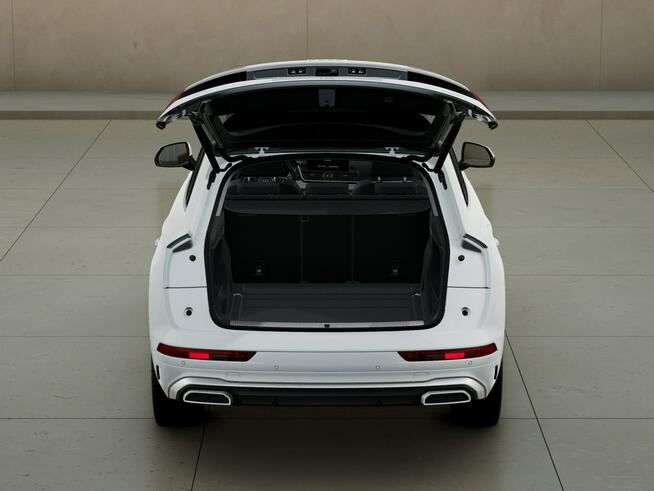 Audi Q5 LeasingOd104%_MatrixLED_Ambiente_Kamera_3-strefy_Virtual_SoundSystem_