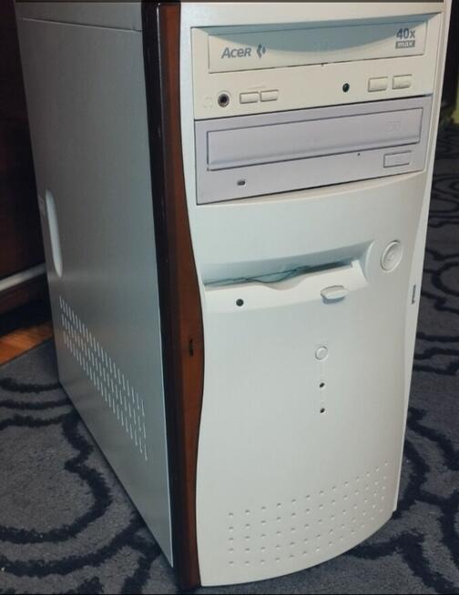 Odbiorę za darmo stare komputery, laptopy, części komputerow