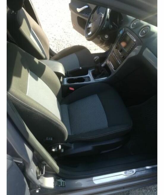 Pranie tapicerki sprzątanie samochodów