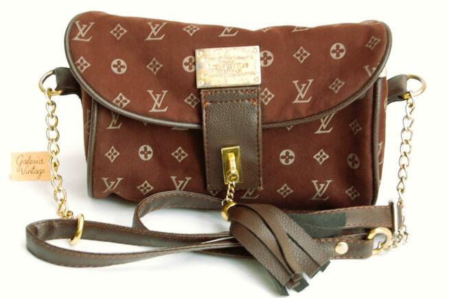 Zamszowa, brązowa torebka na ramię Louis Vuitton, replika