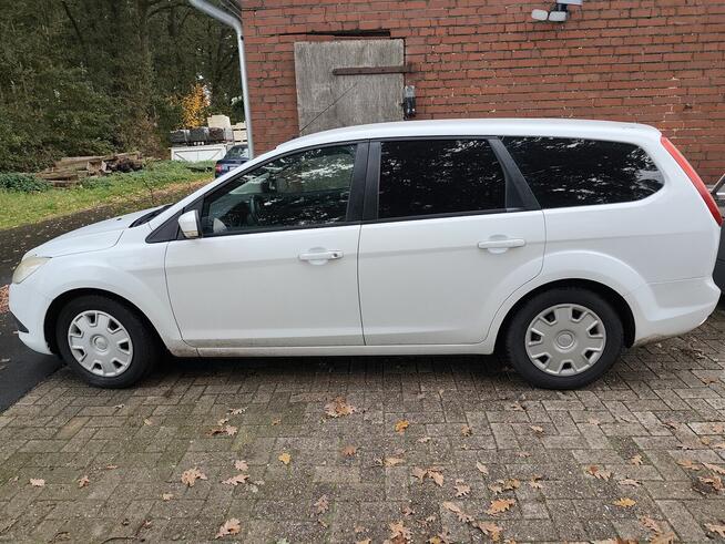 Sprzedam Ford Focus MK2 combi 1.6 Benzyna