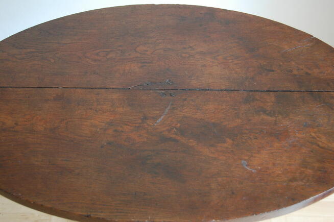 Przedwojenny stolik drewniany, kawowy, na jednej nodze