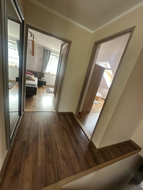 Sprzedam dom z bezpośrednim dojściem do jeziora