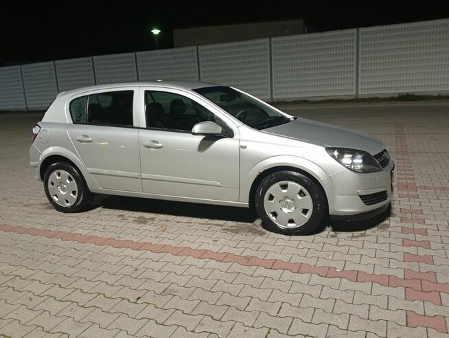 Opel astra H