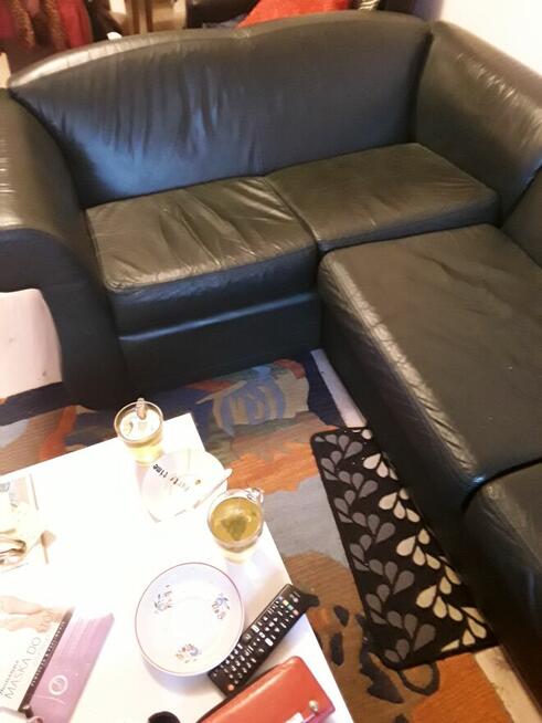 Skórzany kaucz kanapa