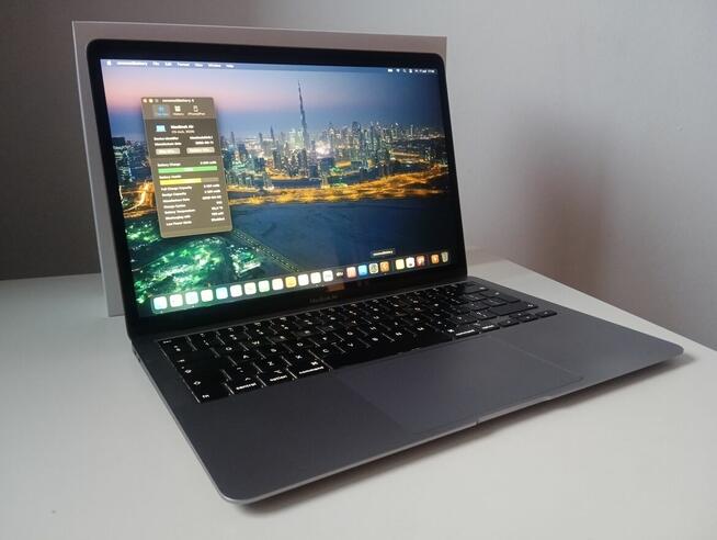 MacBook Air 13” Retina A2179 z 2020 roku/i5/256GB/klasa A/