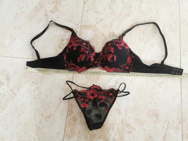 Komplet bielizny damskiej S