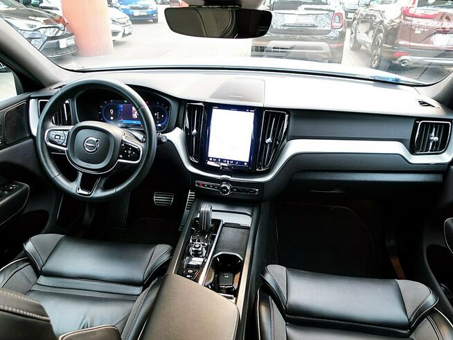 Volvo XC 60 R-DESING+Skóra+Harman/Kardon+NAVI 1WŁ KRAJ 3Lata GWARANCJA Bezwyp F23%
