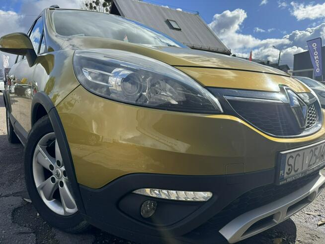 Renault Scenic Klimatronic 2-stref, Nawigacja, 2 kpl. kół, Hak holowniczy