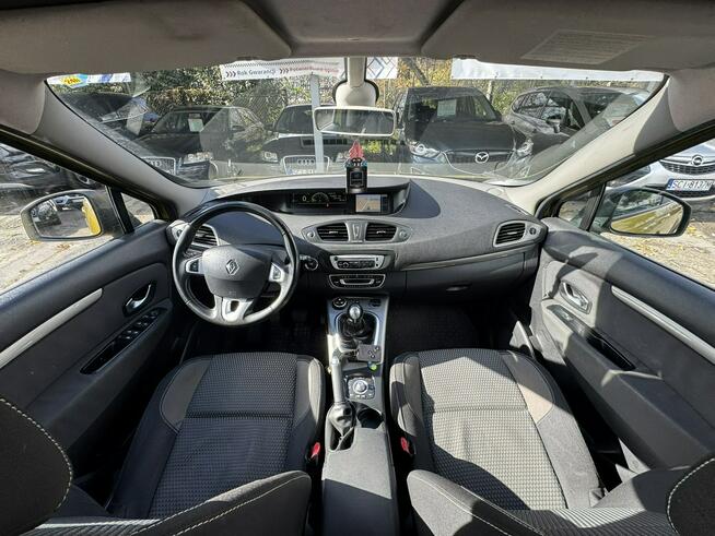 Renault Scenic Klimatronic 2-stref, Nawigacja, 2 kpl. kół, Hak holowniczy