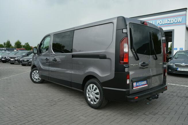Renault Trafic 1.6 dCi LONG 2xBoczne drzwi 5-osób Navi Kamera 174tys.km F-VAT