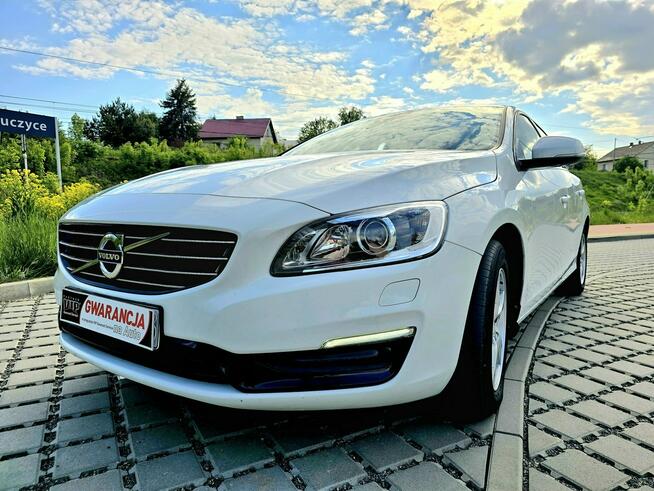 Volvo V60 POLAR+DYNAMIC GEARTRONIC ,Full ,Skóra,Kamera ,Blis,Szyber dach,VAT23%