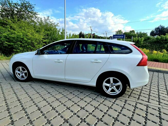 Volvo V60 POLAR+DYNAMIC GEARTRONIC ,Full ,Skóra,Kamera ,Blis,Szyber dach,VAT23%