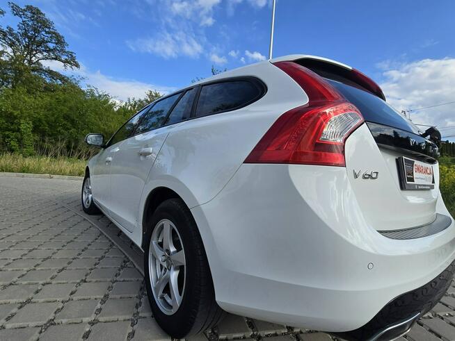 Volvo V60 POLAR+DYNAMIC GEARTRONIC ,Full ,Skóra,Kamera ,Blis,Szyber dach,VAT23%