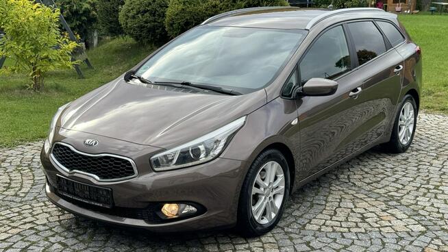 Kia Cee'd 1.6 Benz 135KM z Niemiec - Nawigacja, Pakiet ZIMA, 1 właściciel SERWIS