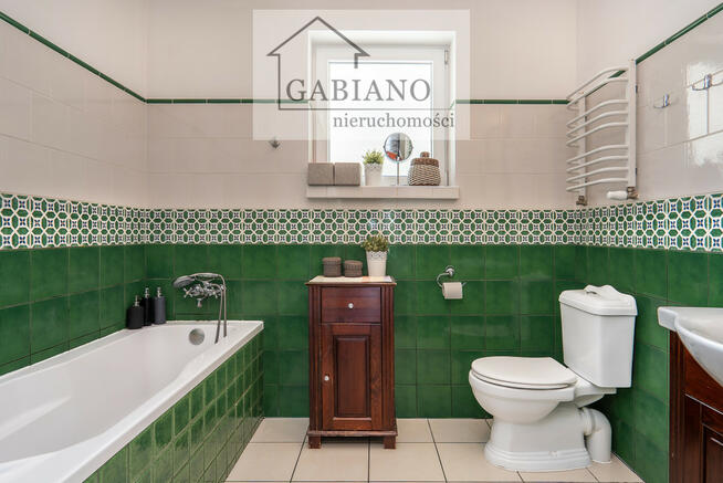 Dom Kąty gm. Góra Kalwaria,