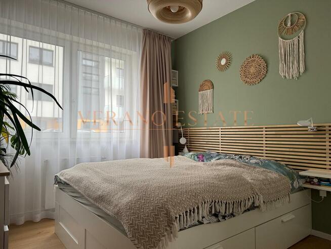 Parter - 2 pokoje, duży ogród, stan idealny!