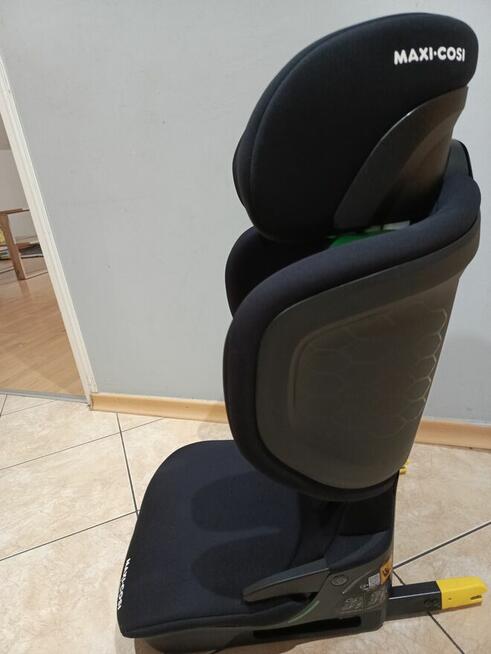 Sprzedam fotelik samochodowy Maxi Cosi Tanza i-size 15-36kg