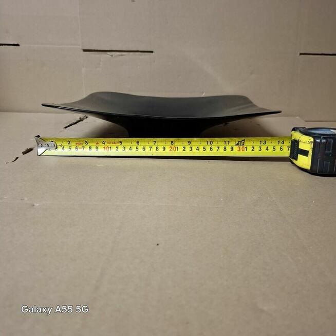 Czarna patera ze szkła