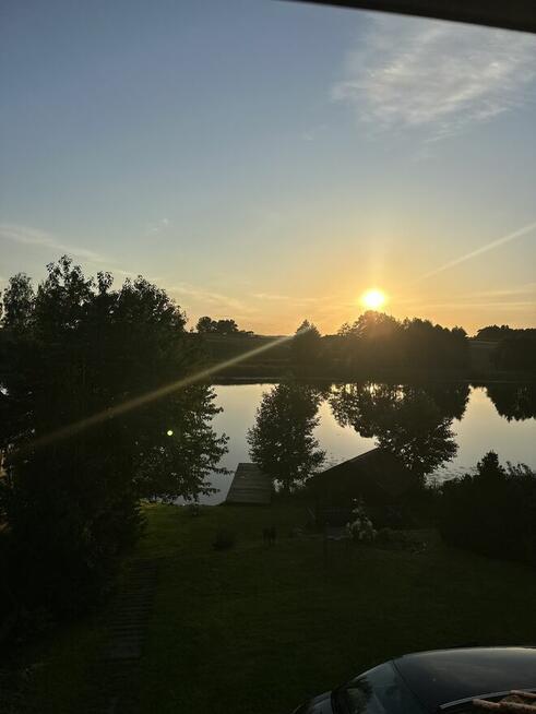 Sprzedam dom z bezpośrednim dojściem do jeziora