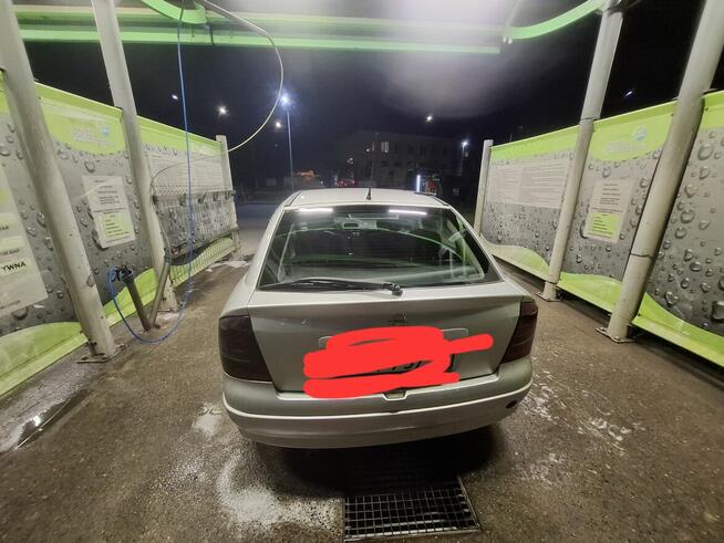 Sprszedam samochód osobowy