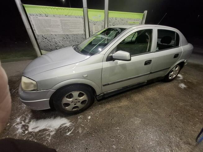 Sprszedam samochód osobowy