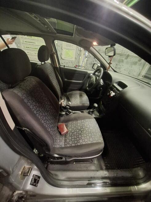 Sprszedam samochód osobowy