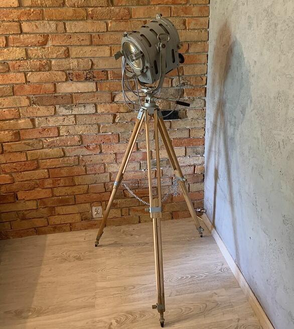 Lampa podłogowa loft Vintage teatralno filmowa PRL