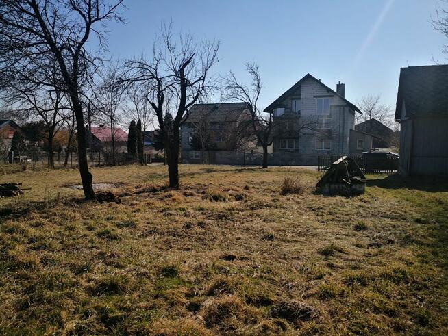 Sprzedam domek z zabudowaniami . Działka 5800m2 + las