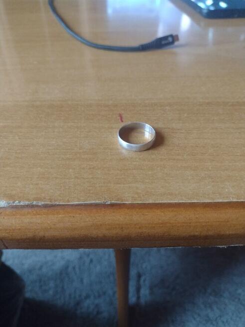 Sprzedam obraczke srebna