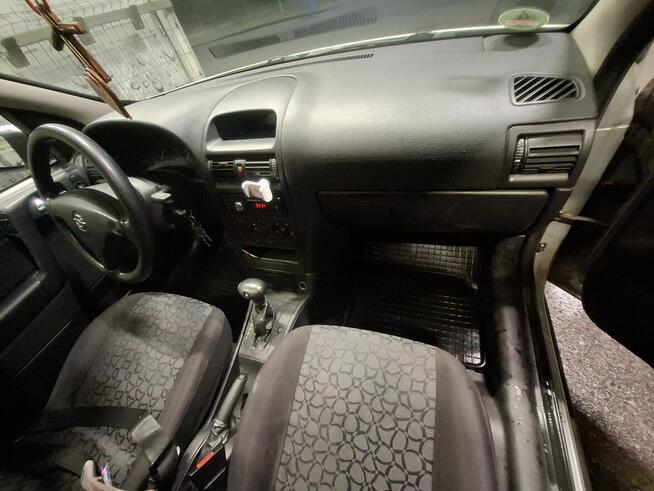 Sprszedam samochód osobowy