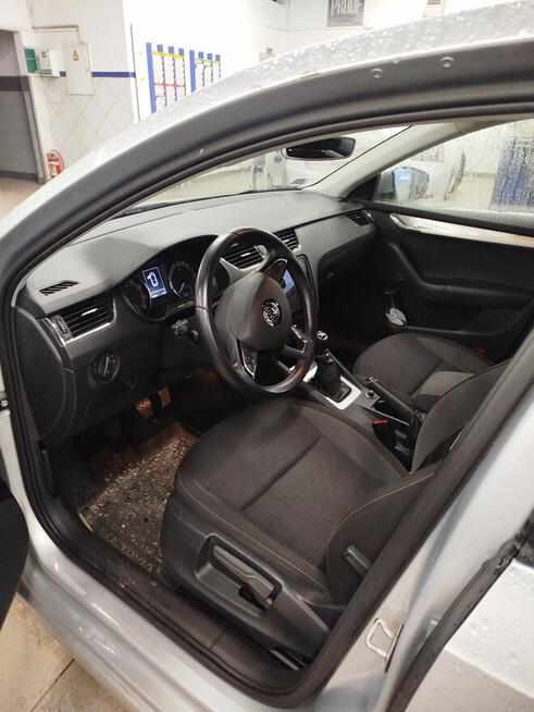 Skoda Octavia benzyna, klimatyzacja