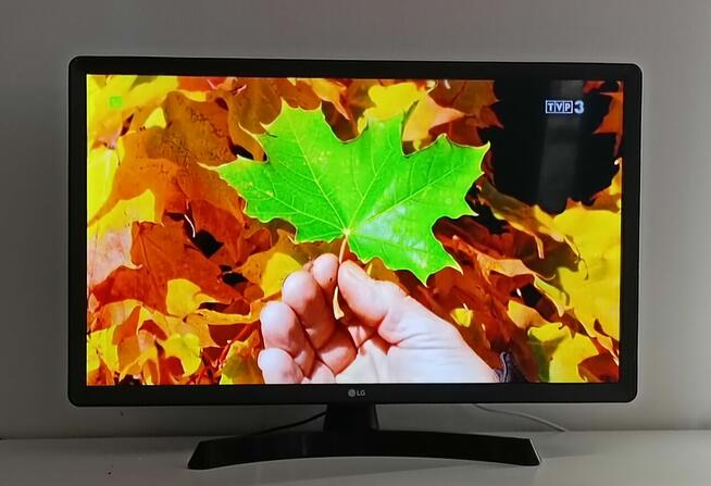 27,5 Cali TV LG LED Smart TV DVB-T2 HEVC + HDMI + Upominek