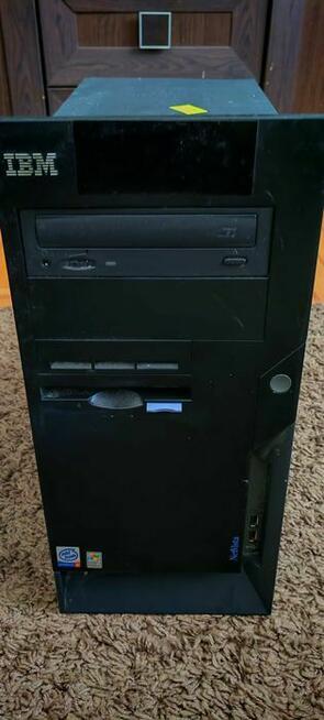 Sprzedam komputer stacjonarny IBM