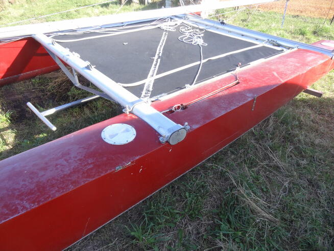 Katamaran Tornado, 6 x 3 m, maszt 9 m, kadłuby laminat GFK