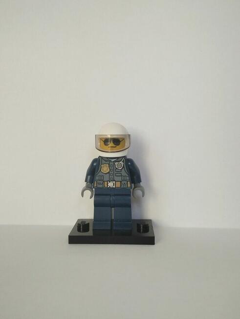 Lego City Policjant i Motocykl nr2