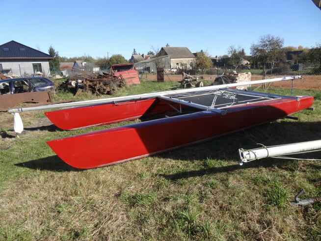 Katamaran Tornado, 6 x 3 m, maszt 9 m, kadłuby laminat GFK