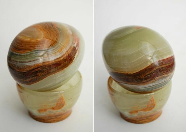 Duże jajko z kamienia z podstawką, onyks pakistański 11 cm