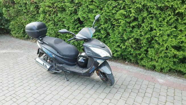 Skuter Barton Falcon 125 EFI z 2016 – 6589 km, OC do 2027