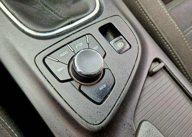 Opel Insignia Navi! Alu 18cali! Nowe opony! Brak korozji! 160PS! Zamiana też!