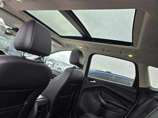 Ford Kuga 2.0 150ps Klimatronic Navi 4x4 PanoramaDach Kamera Cofania Titanium