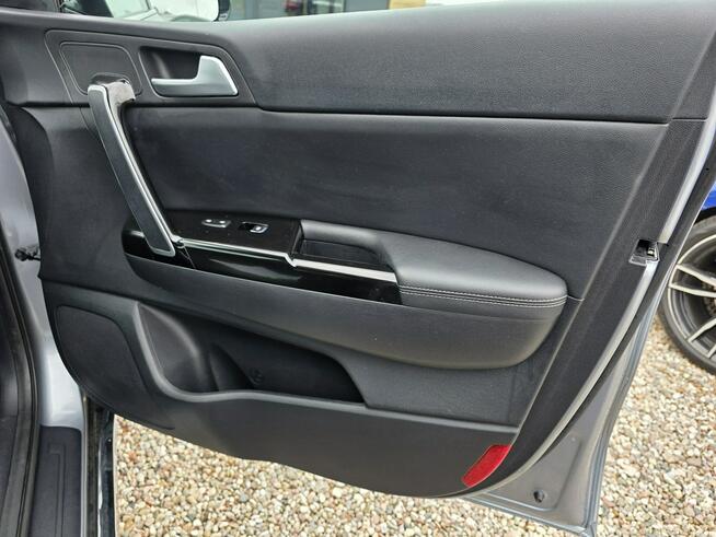 Kia Sportage 1.6 132PS Alusy 18 Klimatronic Navi Led Kamera Cofania LIFT