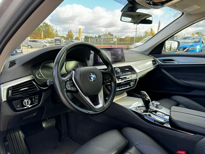 BMW 530 Bezwypadkowy / Tempomat / Nawigacja / Szyberdach / LED / FV Marża