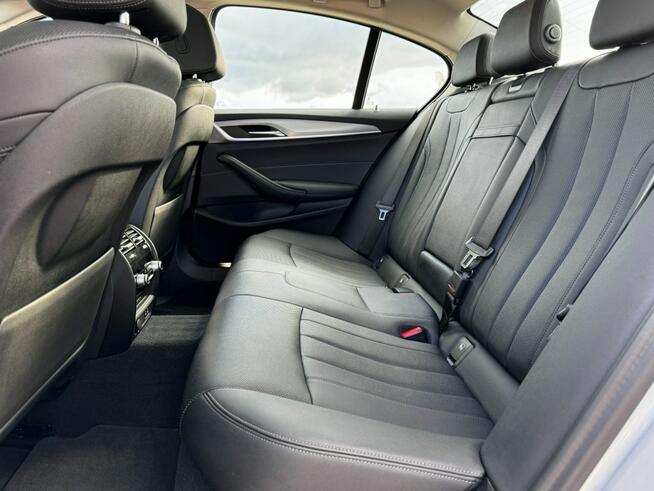 BMW 530 Bezwypadkowy / Tempomat / Nawigacja / Szyberdach / LED / FV Marża