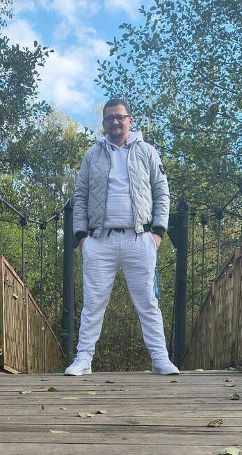 Która tutaj szuka na poważnie ?