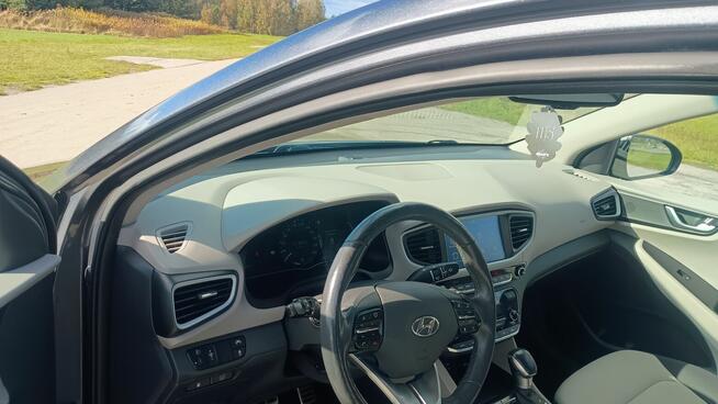 Hyundai ioniq hybryda