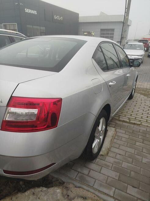 Skoda Octavia benzyna, klimatyzacja